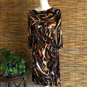 Knit dress with side ruching